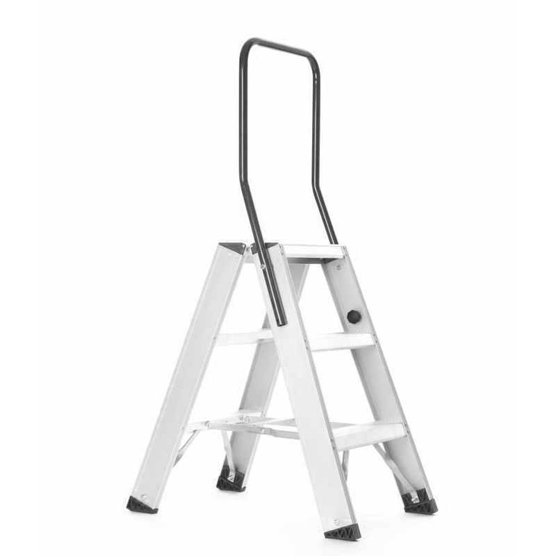industriële dubbele trap 3 sports  bordeshoogte 75 cm.