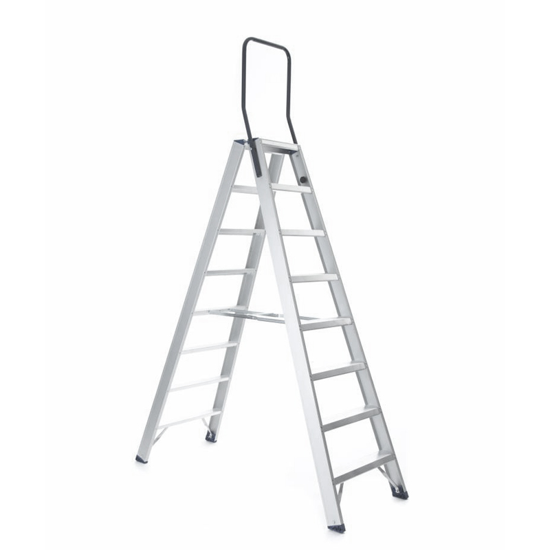 industriële dubbele trap 8 sports  bordeshoogte 200 cm.